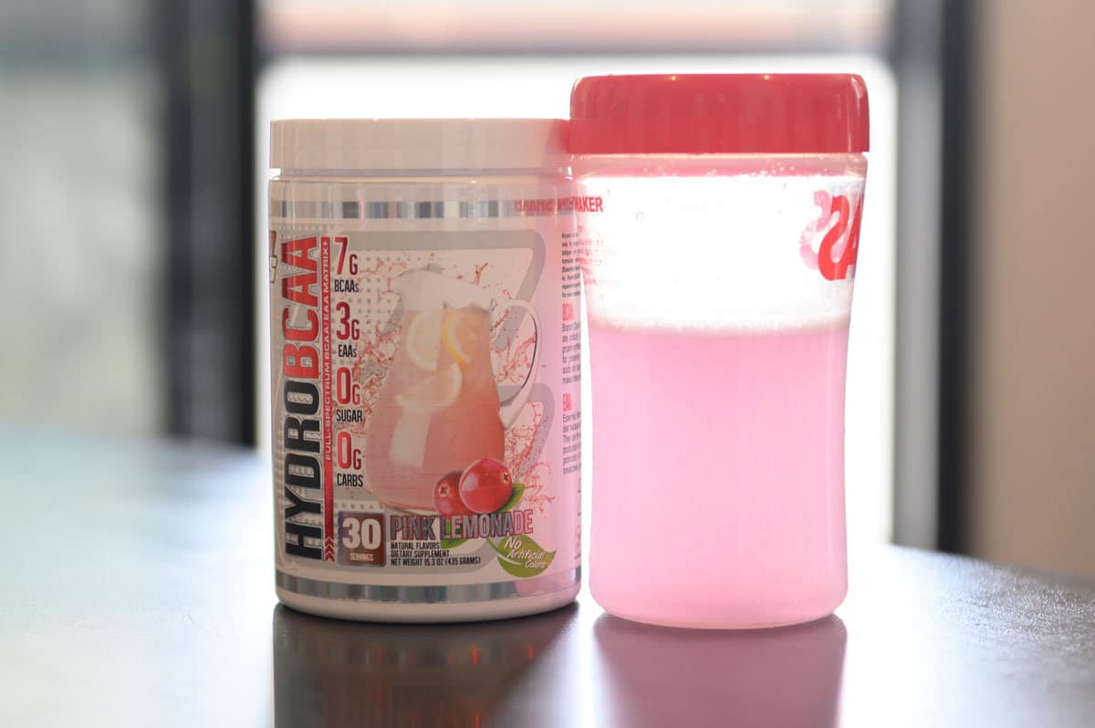 プロサップスのハイドロbcaa ピンクレモネード味の色とパッケージ Kenny Fitness